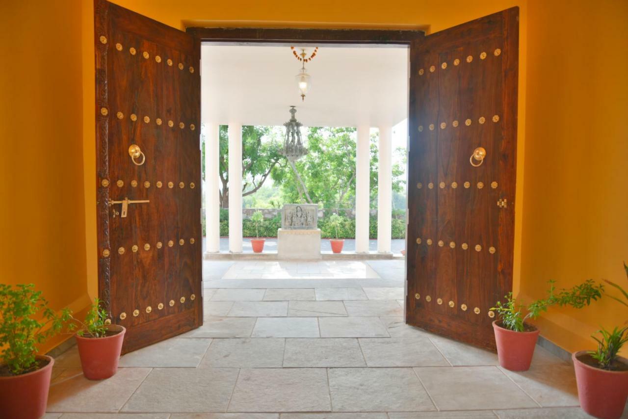Hôtel Premkunj  à Udaipur Extérieur photo