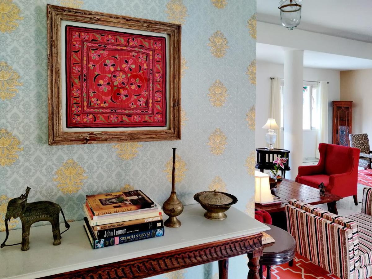 Hôtel Premkunj  à Udaipur Extérieur photo