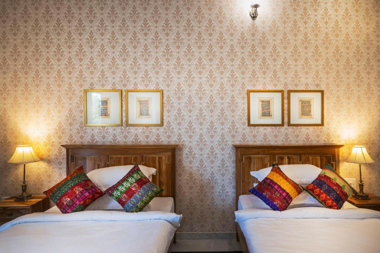 Hôtel Premkunj  à Udaipur Extérieur photo