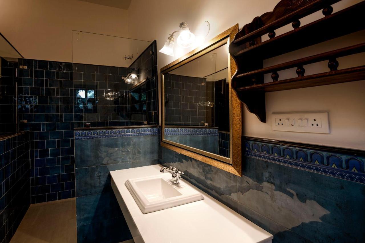 Hôtel Premkunj  à Udaipur Extérieur photo